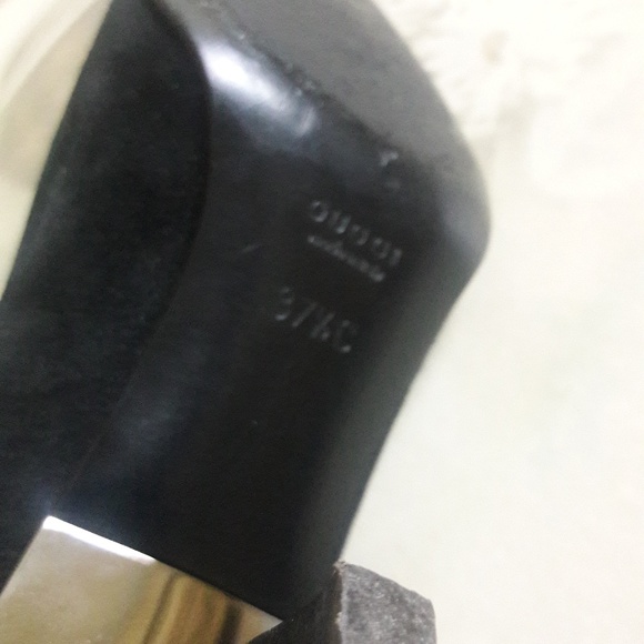 VINTAGE "GUCCI" BLACK SUEDE PUMPS! 37.5 C - Picture 7 of 8